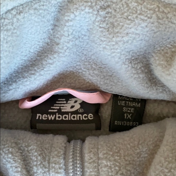 Windbreaker - Picture 6 of 6